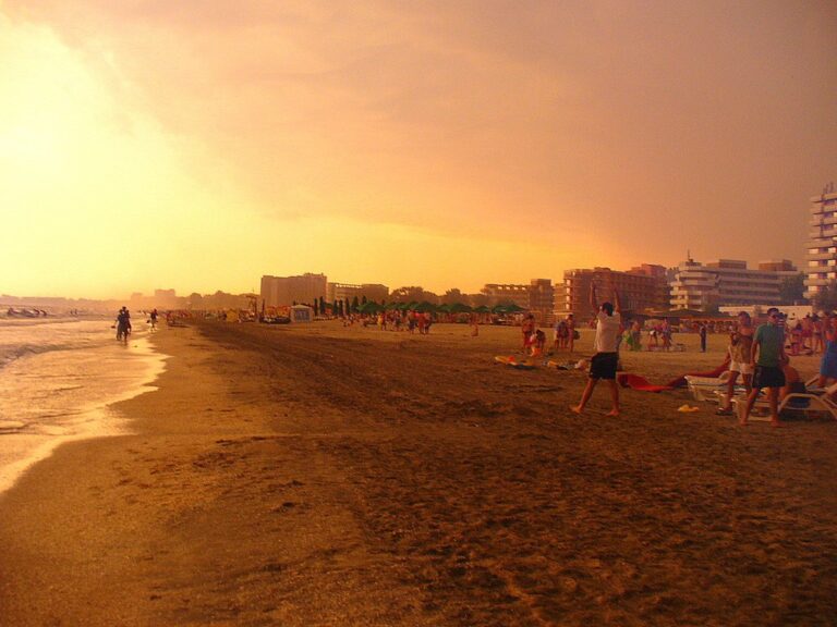 Sfaturi pentru cei care merg pe plaja