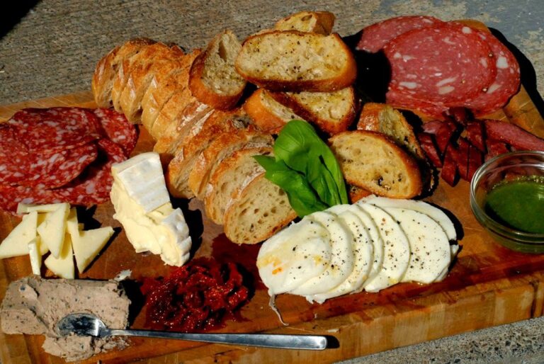 Cum alegem un restaurant atunci când călătorim în străinătate?